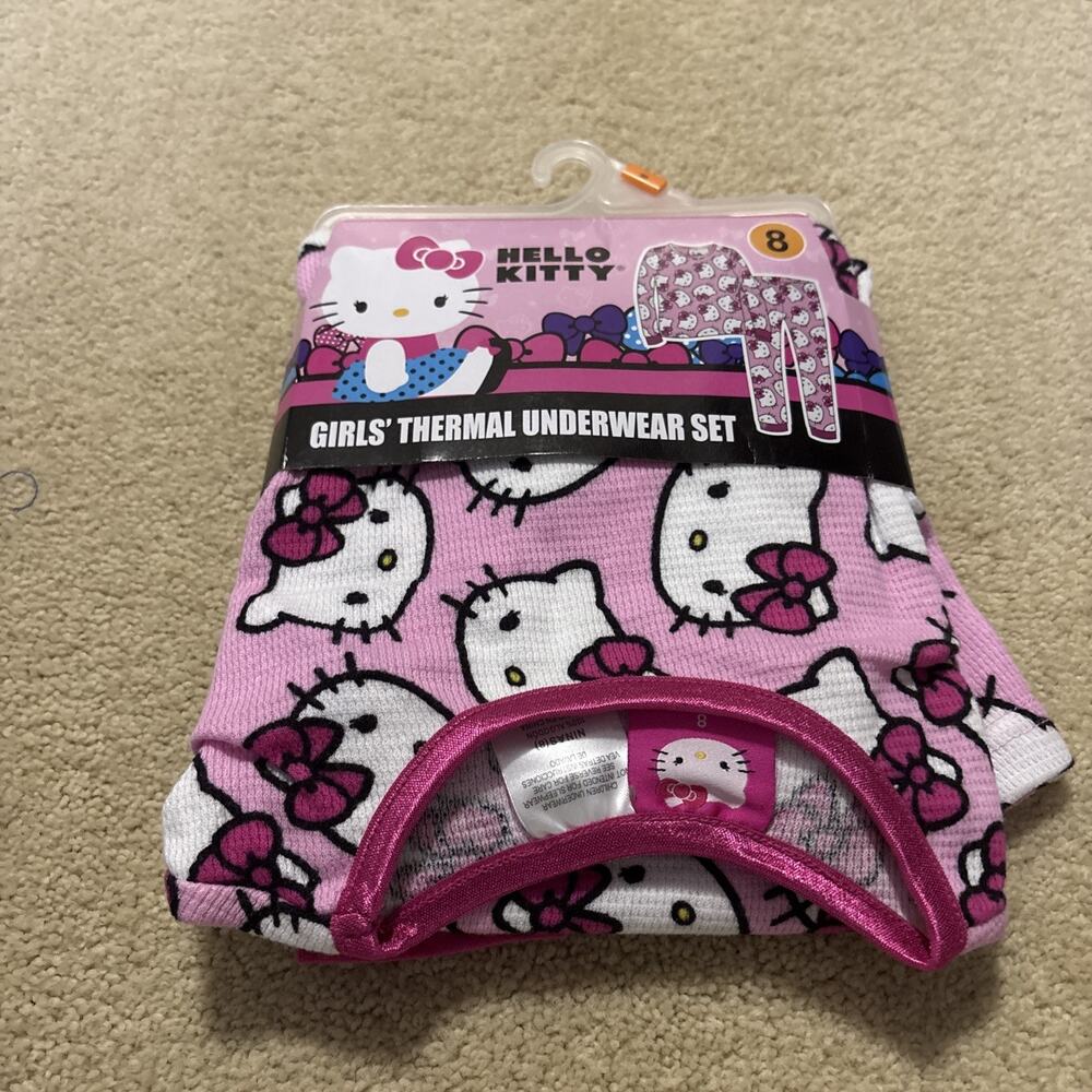 HELLO KITTY Thermal Underwear Set Size 8